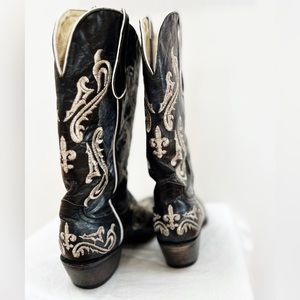 Vintage Western Cowboy Boots. Size 8.5.